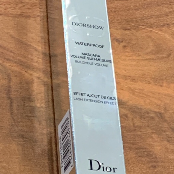 Christian Dior - Picture 10 of 10